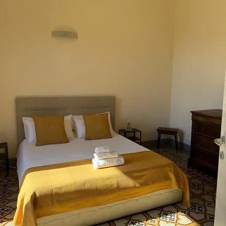 Patella Bed & Breakfast Firenze